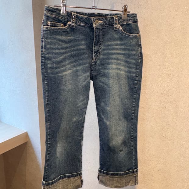 Y2K roll-up denim