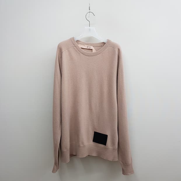 N 21 누메로벤투노 100% 버진울  니트 it 42사이즈