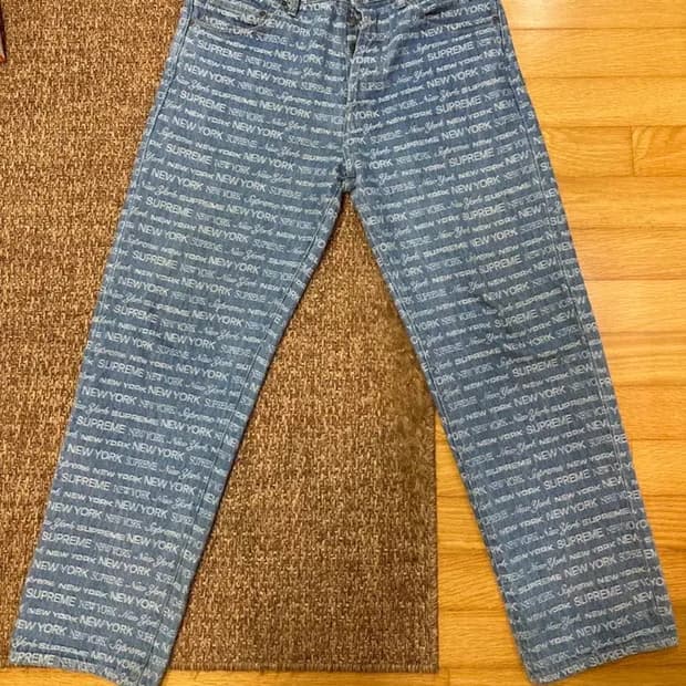 슈프림 뉴욕 프린트 데님 팬츠