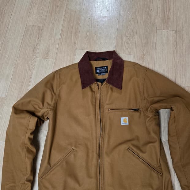 칼하트 디트로이트 j3828 M사이즈