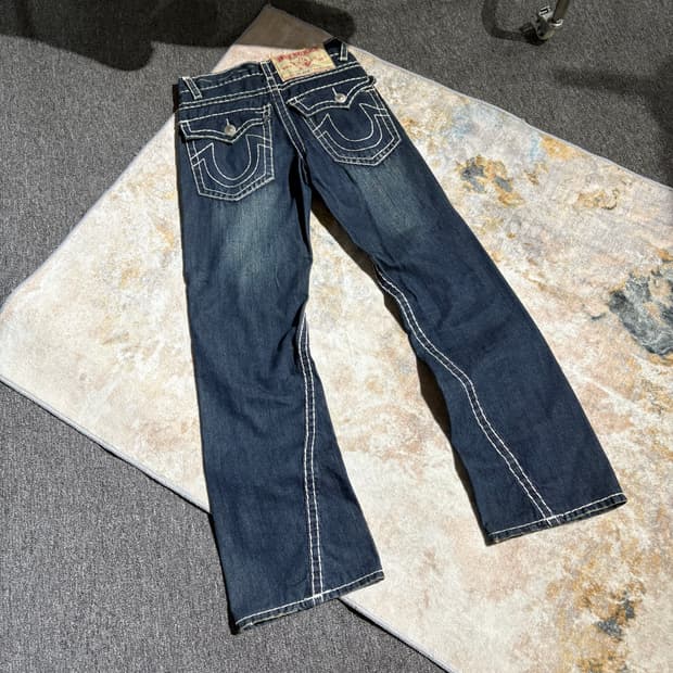 트루릴리젼 빈티지 부츠컷 팬츠