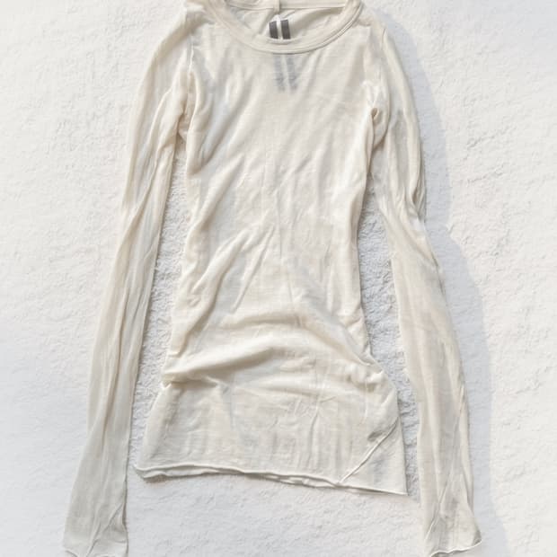 로우 엣지 코튼 롱슬리브 탑