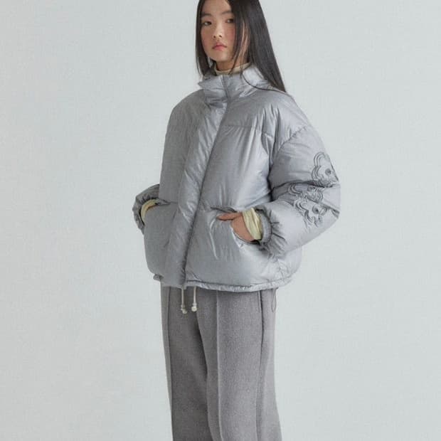 오헤시오 플라워 자수 그레이 숏패딩