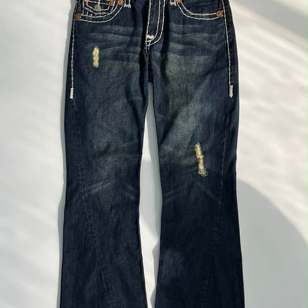 트루릴리젼 조이 슈퍼T 부츠컷 데님 플레어진 팬츠