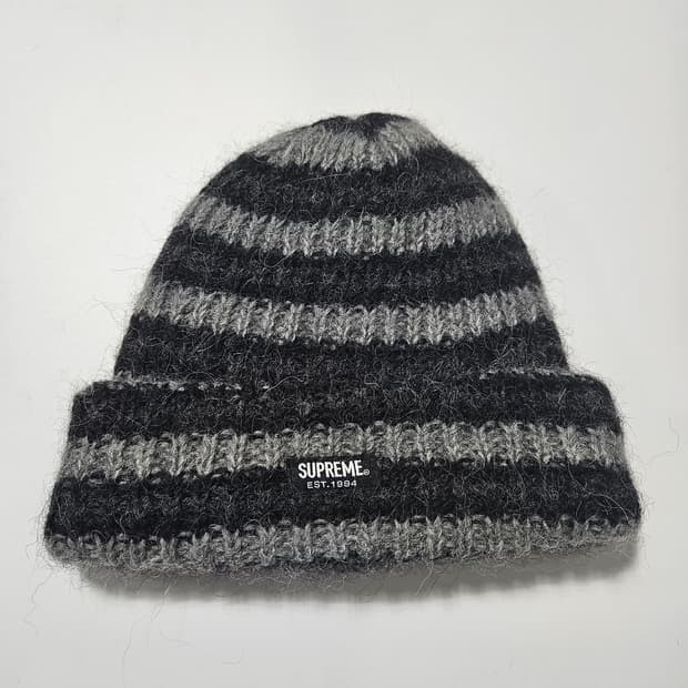 슈프림 루즈 스트라이프 비니 블랙