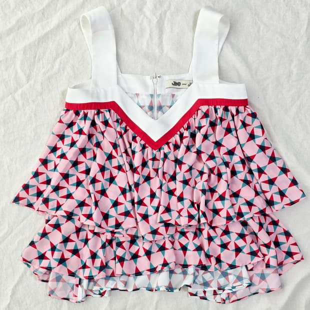 JDC 럭키슈에뜨 패턴 블라우스