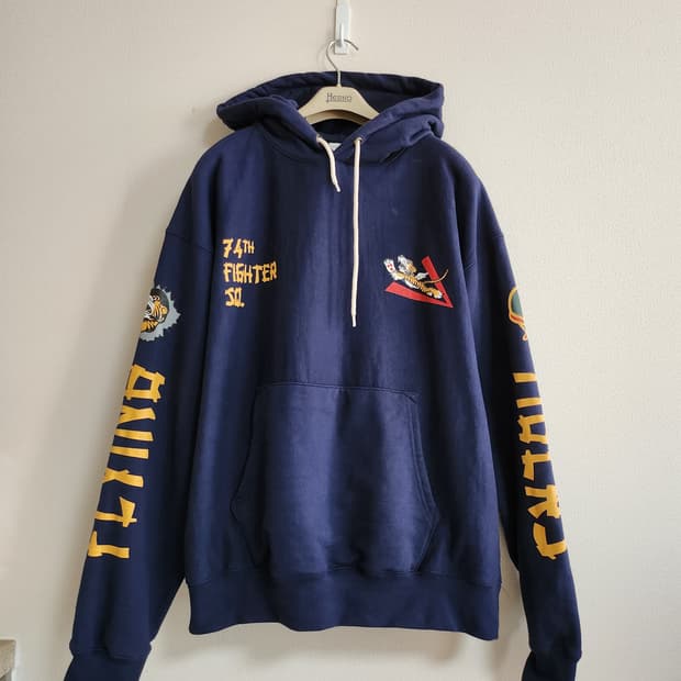 아웃스탠딩 후드티셔츠 (L