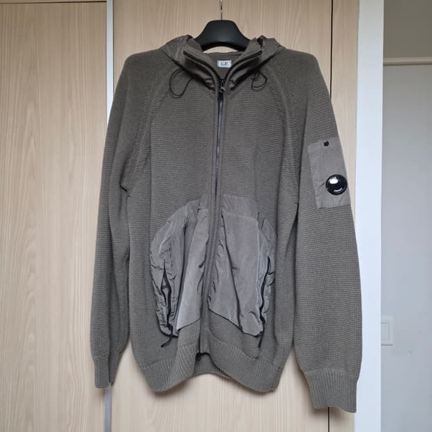 C.P. 컴퍼니 니트 후드 집업 xxl 110사이즈