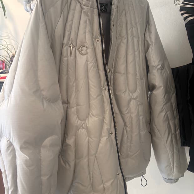 떠그클럽 케이브패딩