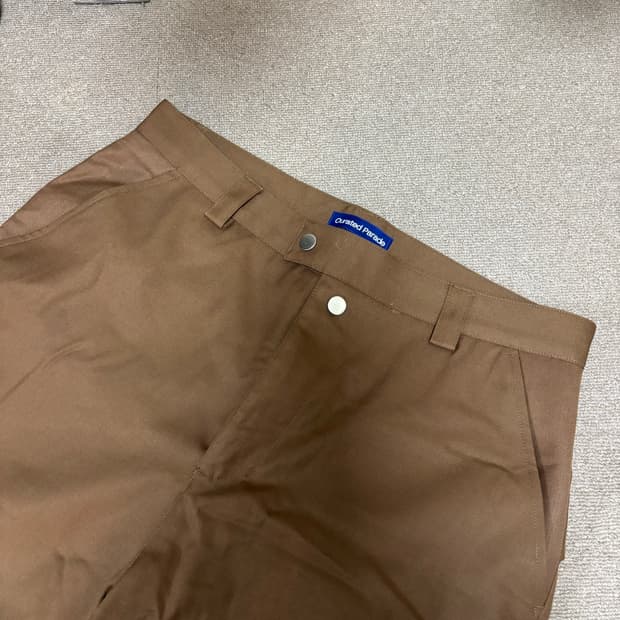 카멜 핀턱 팬츠