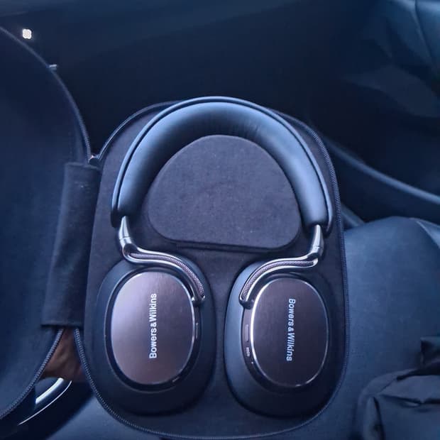 바워스앤윌킨스 px8 s2