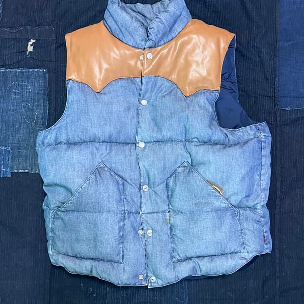 리바이스 덕다운 베스트 XL