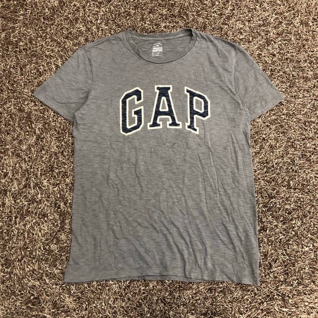 GAP 갭 티셔츠 