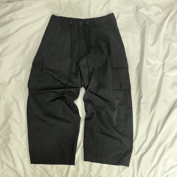 Broken Base japan . 브로큰베이스 카고 벌룬팬츠