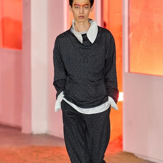 [48,50,52,54]키코 코스타디노브 26ss Ohne 롱슬리브리스탑