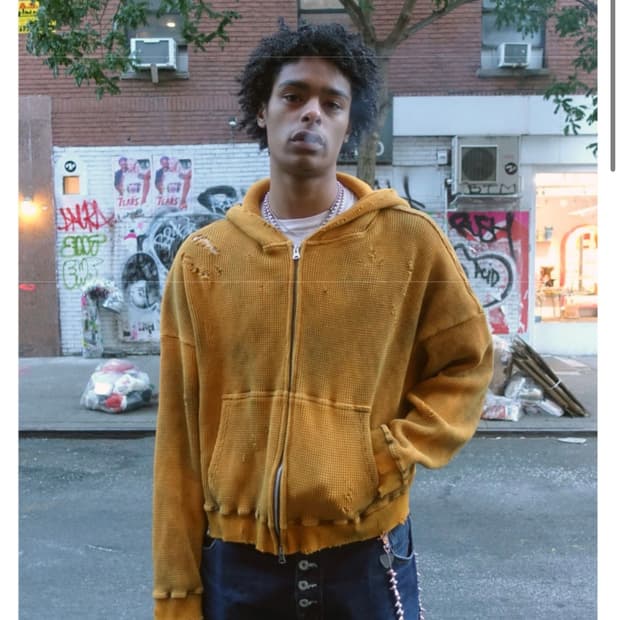 홈리스 와플 집 후드 머스타드 팝니다