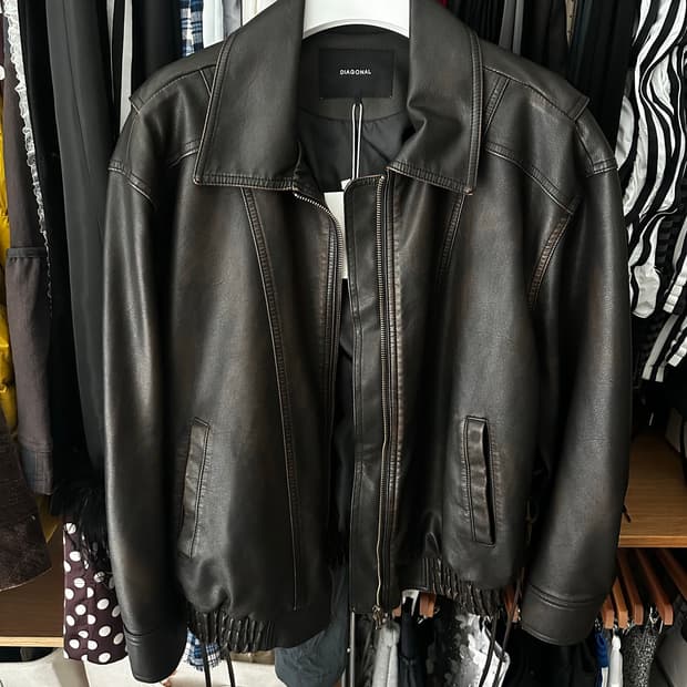 다이애그널 워시드 레더 자켓