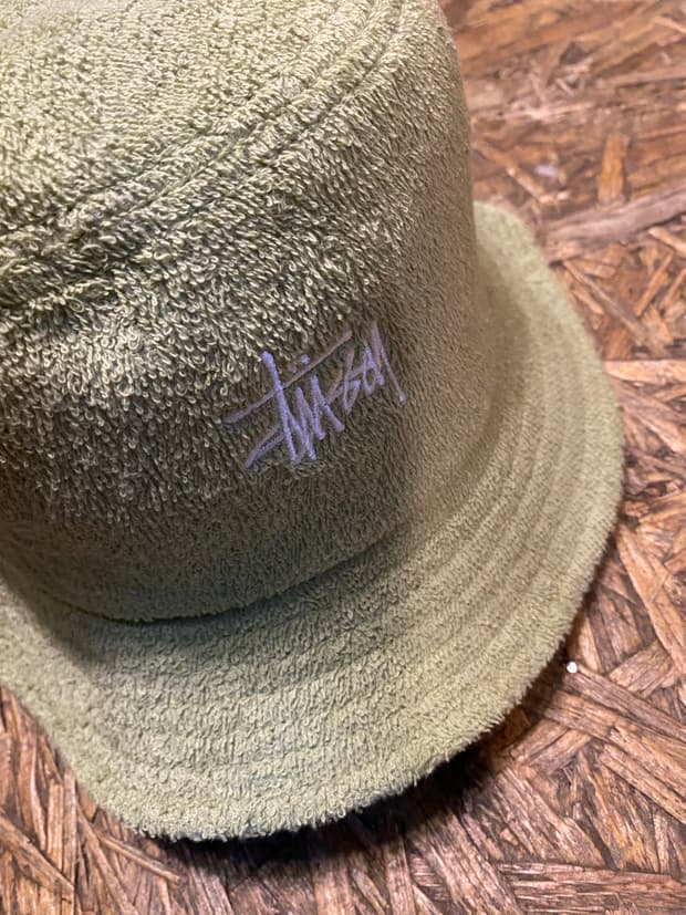 stussy 테리원단 연카키 컬러 버킷햇