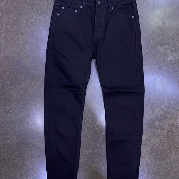 리바이스 슬림 스키니핏 블랙진 블랙 데님팬츠 30