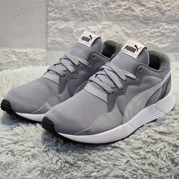 7q-9:푸마 런닝 스타일 메쉬레더 조합 스니커즈(240)-거의새거