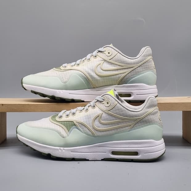 나이키 에어맥스1 울트라2.0 여성운동화240