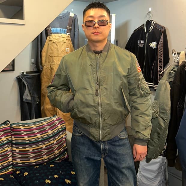 90’s Alpha Industries USA patch flight