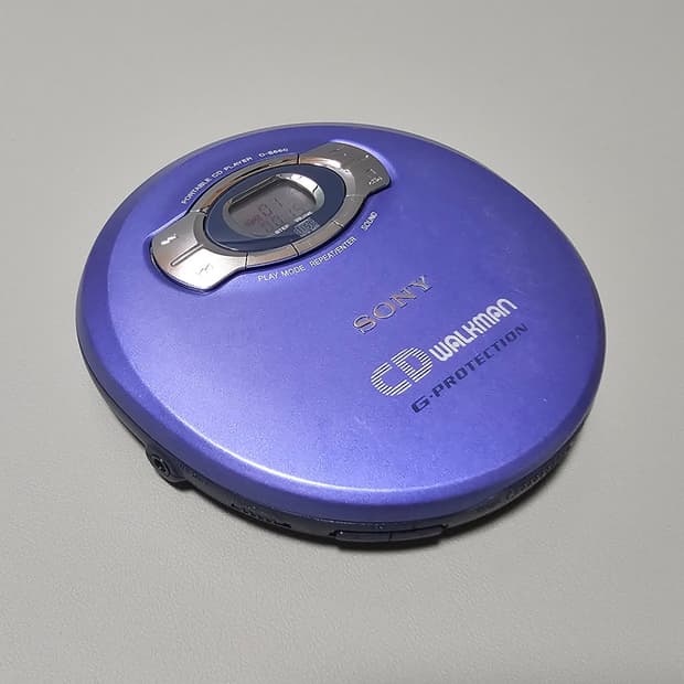 릴리슈슈의 모든 것 SONY CD player Walkman D-E660