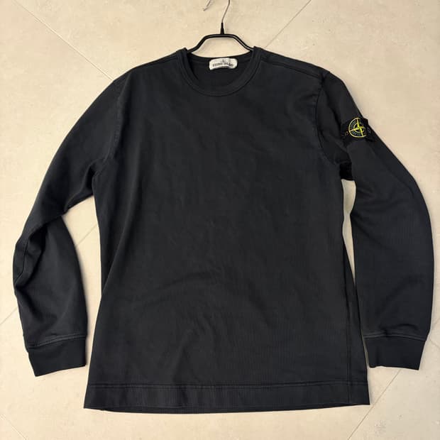 스톤아일랜드 블랙 롱슬리브