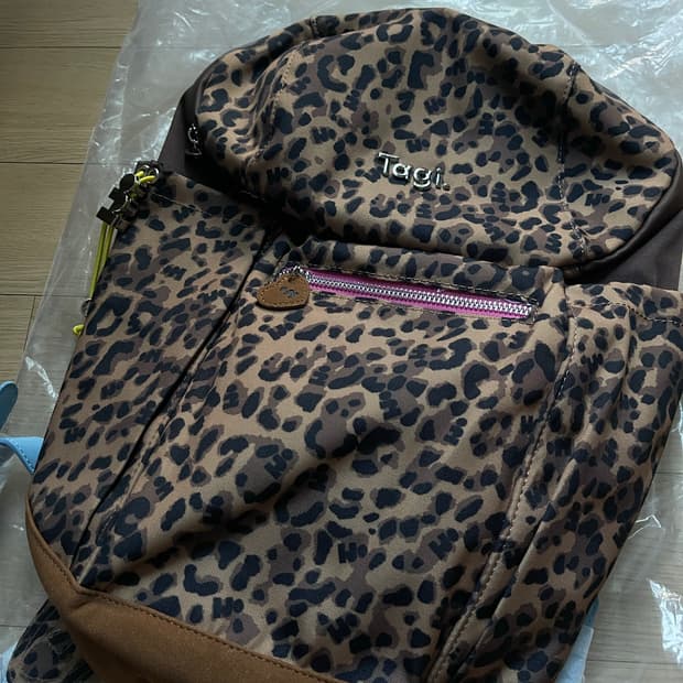[새상품]Tagi 레오파드 백팩