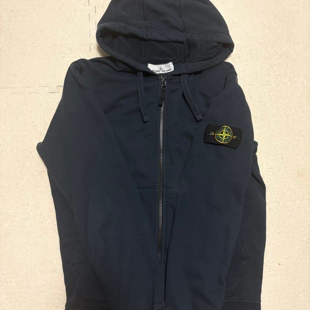 [정품] 스톤아일랜드 네이비 후드집업 S