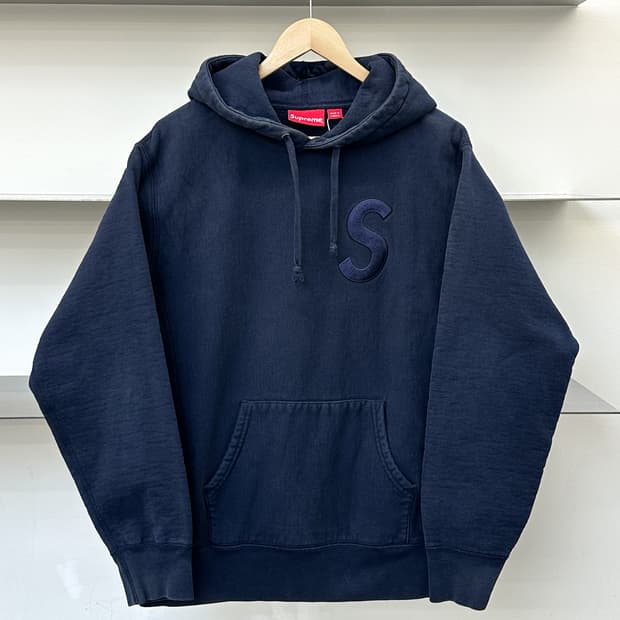 슈프림 오버다이드 S 로고 후드티