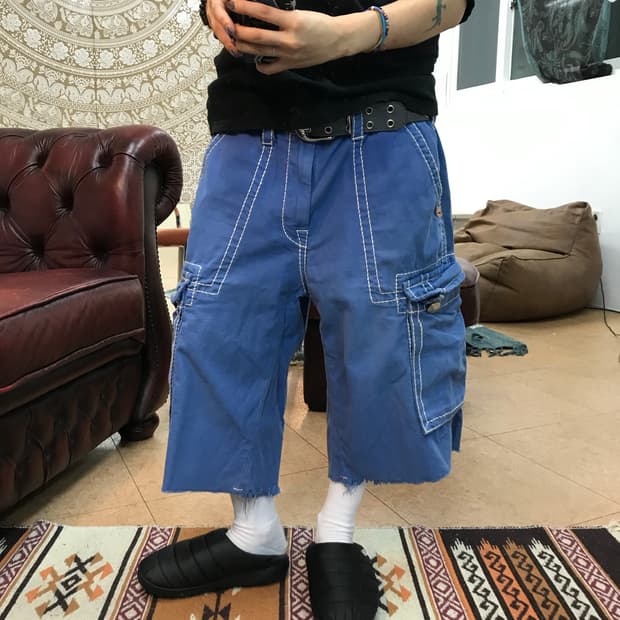 트루릴리젼 카고 반바지 