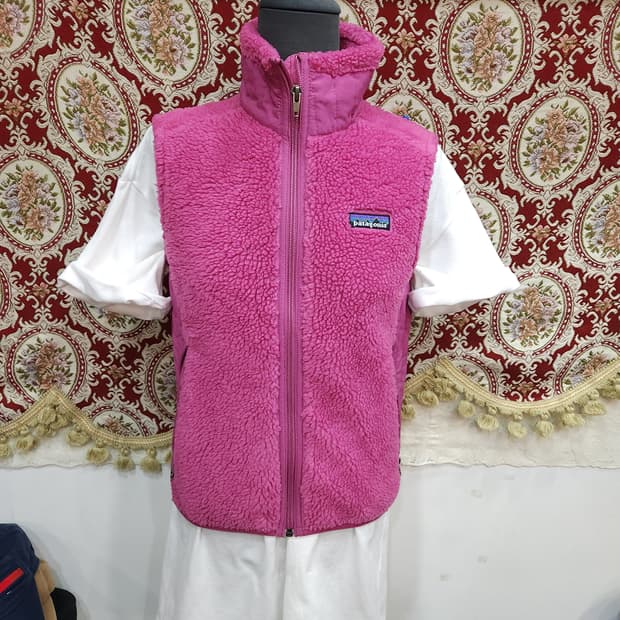 파타고니아 핑크 후리스 조끼 자켓
​
