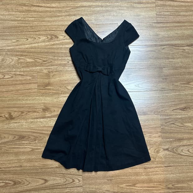 빈티지 리본 블랙 원피스 달천깔 히메갸루 로걀 라떼 모리걸 공겜여주 고딕