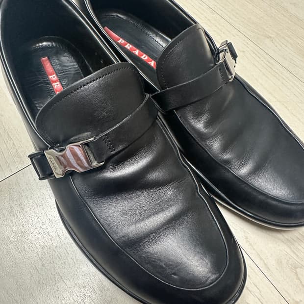 prada 버클 로퍼 7사이즈