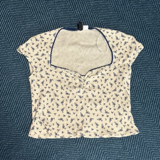 H&M 플라워 티셔츠 