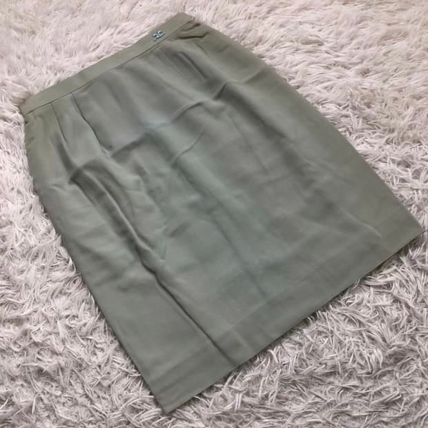 꾸레쥬 미디 스커트