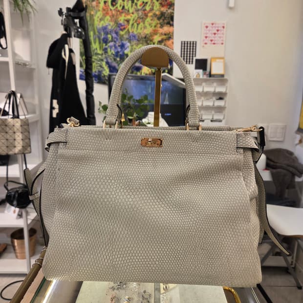 사만사타바사 래더 크로스백