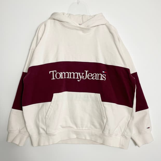 D2 타미 진스(Tommy Jeans) 스케이터 세리프 리니어 후디 L사