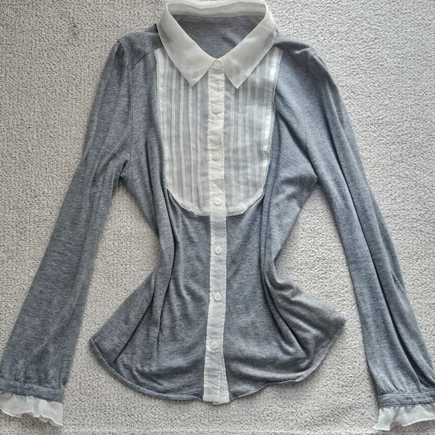 질스튜어트 레이스 블라우스 / 긱시크  로걀 히메 갸루