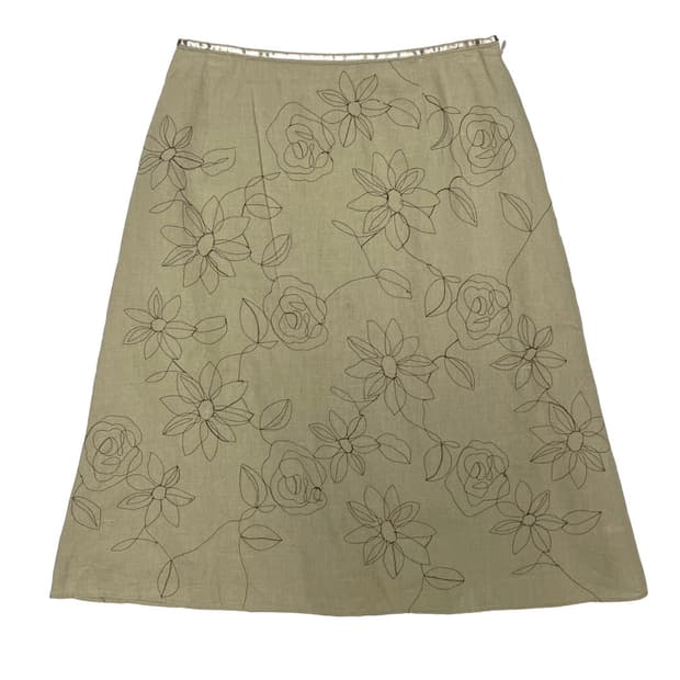 Flower stitch skirt