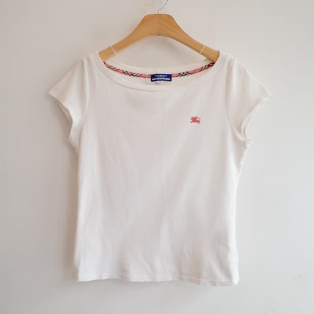 BURBERRY 버버리 블루라벨 자수 티셔츠