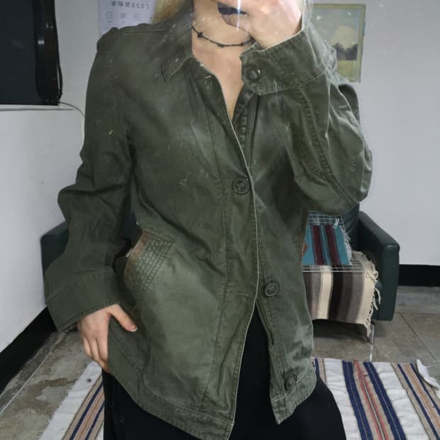 투티/0342 BLACK NUMBER 카키 면 자켓 디테일 유니크 셔츠