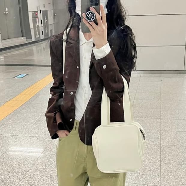 페스토 스몰카라 자켓 다크소일