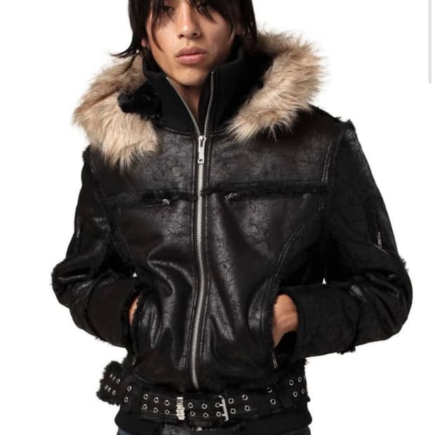 racer 쉽스킨 자켓 구합니다!