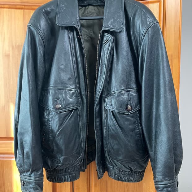 입생로랑 램스킨 가죽봄버