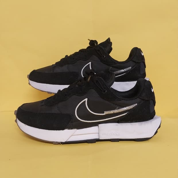 여성 나이키 폰탄카 와플 블랙 운동화 (240)