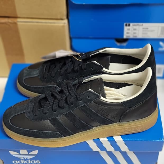 새상품)아디다스 핸드볼스페지알