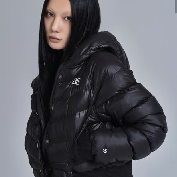 (공홈품절)y2k 애즈온 크롭 숏 푸퍼 자켓 블랙