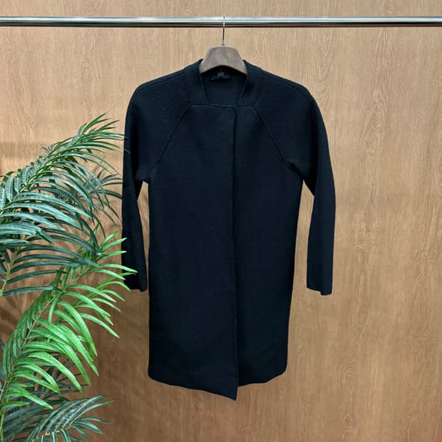 코스 울 니트 롱 코트 히든 지퍼 논카라 디테일 루즈핏 블랙